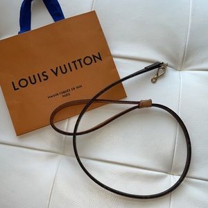 Louis Vuitton Baxter Dog leash authentic